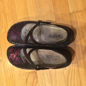 Alegria Paloma Shoes